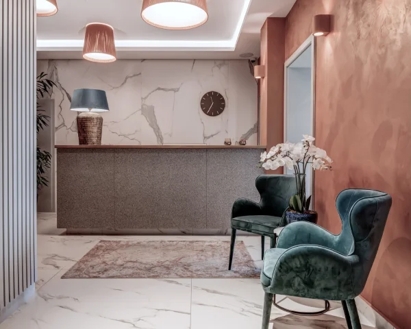 Huma-plus-prostory-hotely